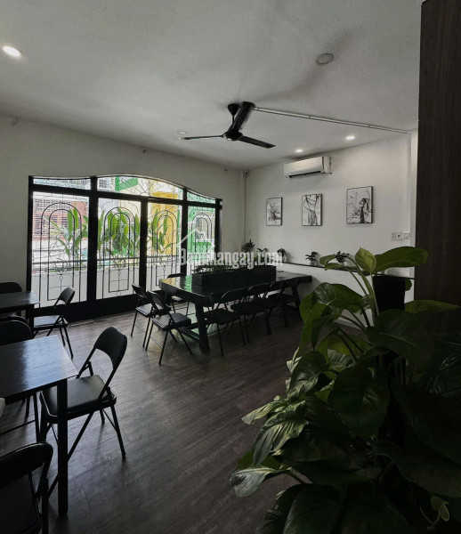 EM CÓ VIỆC KHÔNG QUẢN LÝ ĐƯỢC CẦN SANG NHƯỢNG QUÁN CAFE 28/1 TÔN THẤT TÙNG - QUẬN 1 - HỒ CHÍ MINH