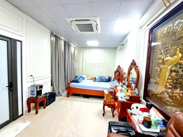 Bán Nhà Hoàng Hoa Thám trung Tâm Quận Ba Đình, gần ô tô, 45m2, 4 PN Master, Nhỉnh 7 tỷ