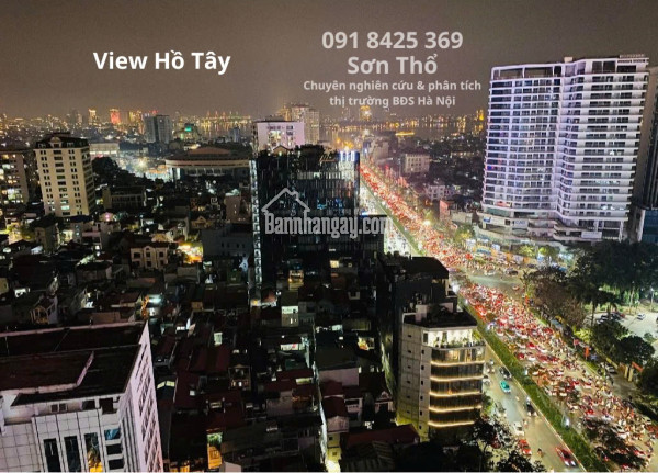 p1810_cc 26 LIỄU GIAI_view Hồ Tây triệu Trump_nội thất xịn giá hời